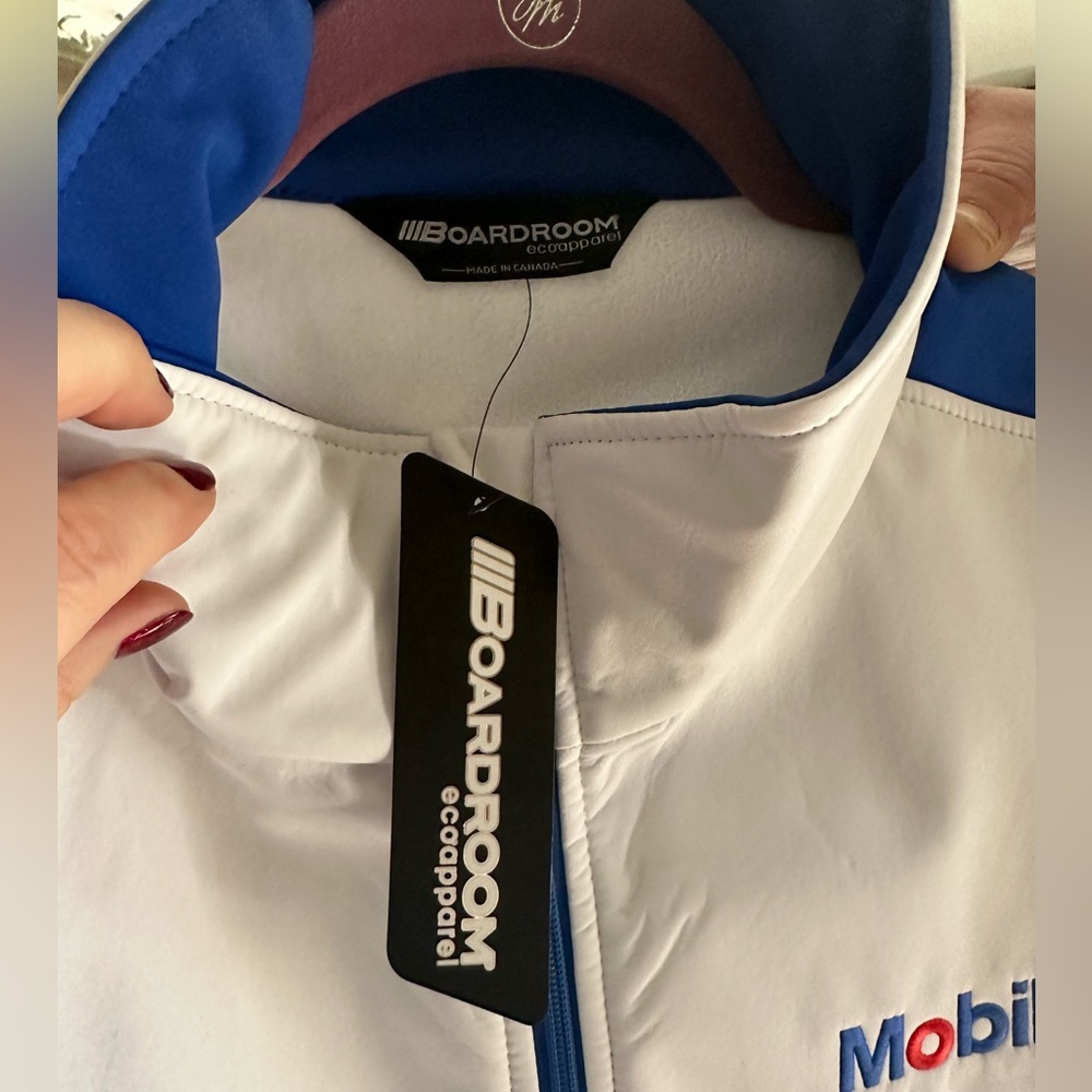 Mobil 1 Halo Jacket